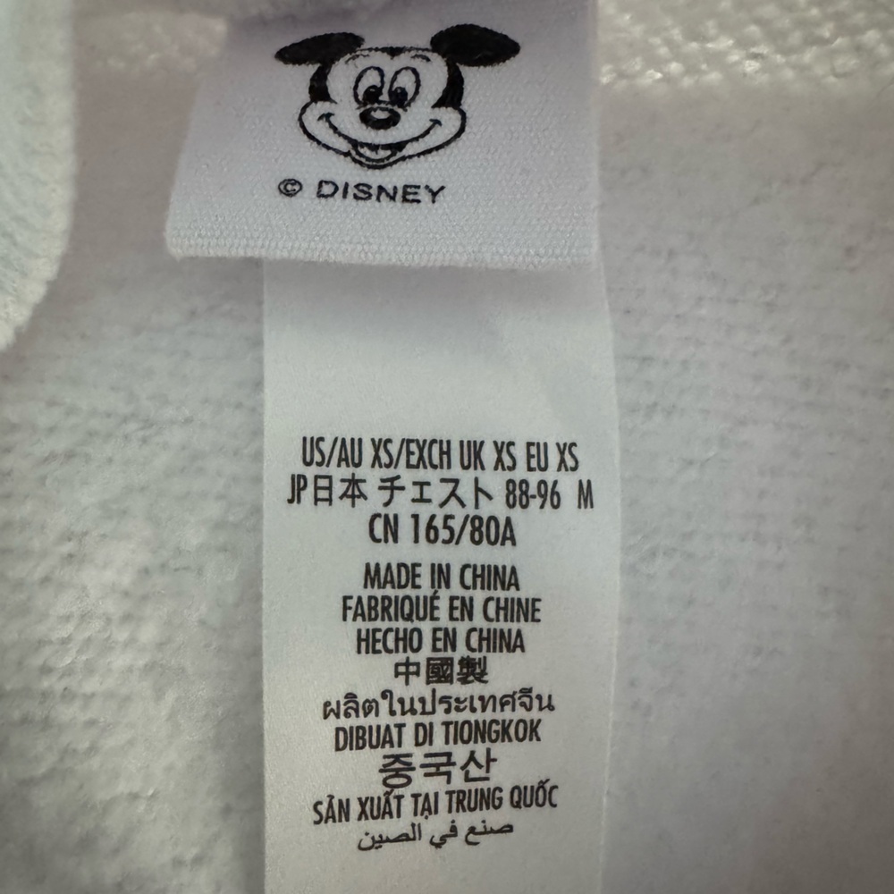 Walt Disney Oversized Sweater Unisex White Black Red Mickey Mouse Disneyland XS‎ - Picture 12 of 13